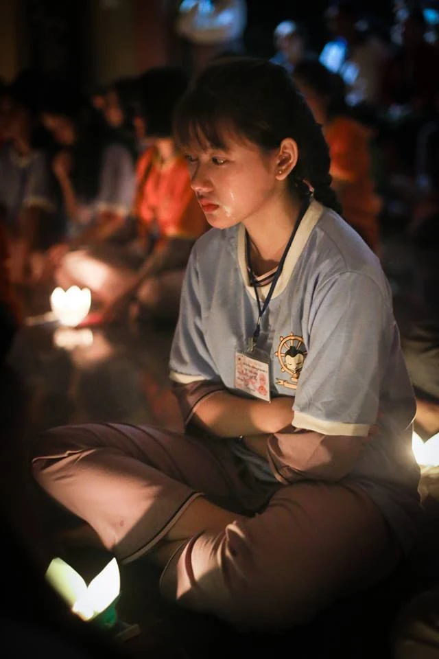 Xúc động vì nhớ về sự yêu thương của cha mẹ và lỗi lầm của mình